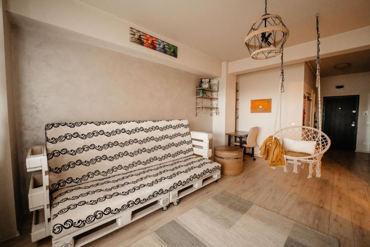 Bright And Cozy Design Apt With Office Cluj-Napoca Exterior foto